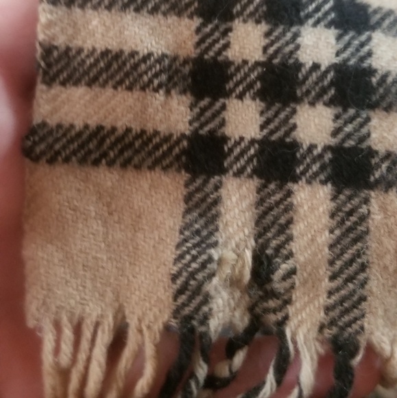Genuine Burberry Wool Scarf  (Extra Long) - Picture 4 of 6